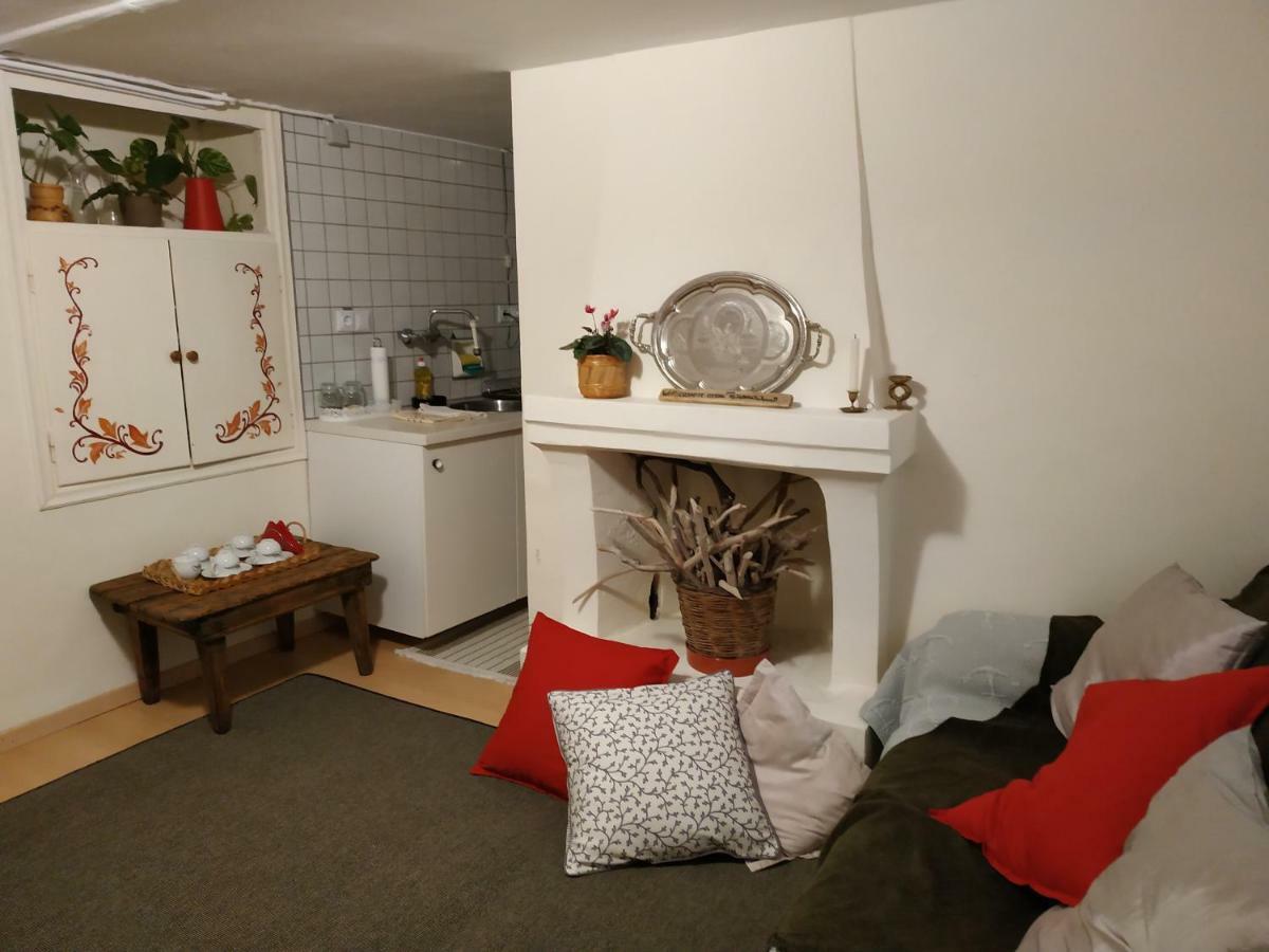 Spitaki Spata Airport Studio 외부 사진
